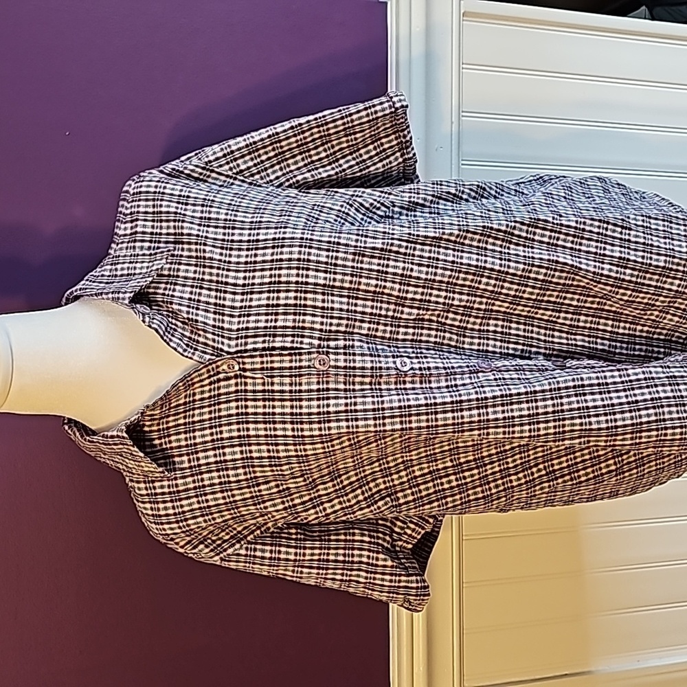 Women's plaid button t-shirt